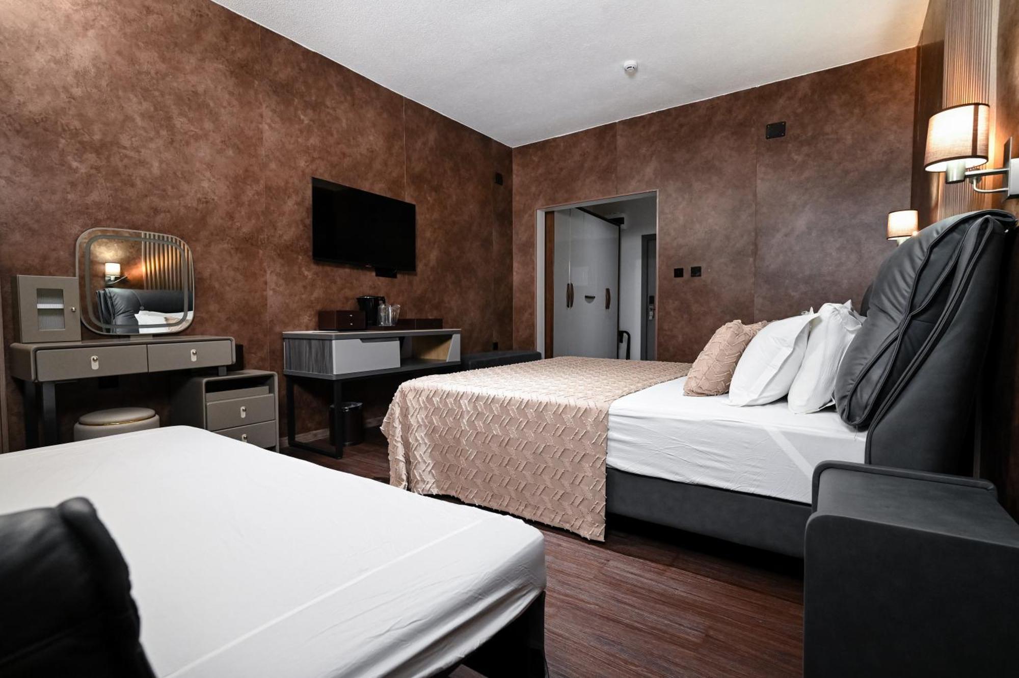 Grey Star Hotel Negotino  Esterno foto